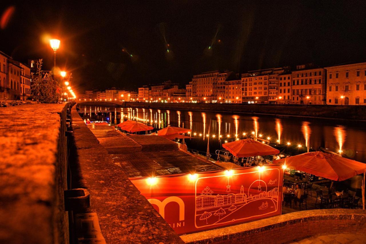 Nice Apartment On The Riverside Pisa Buitenkant foto